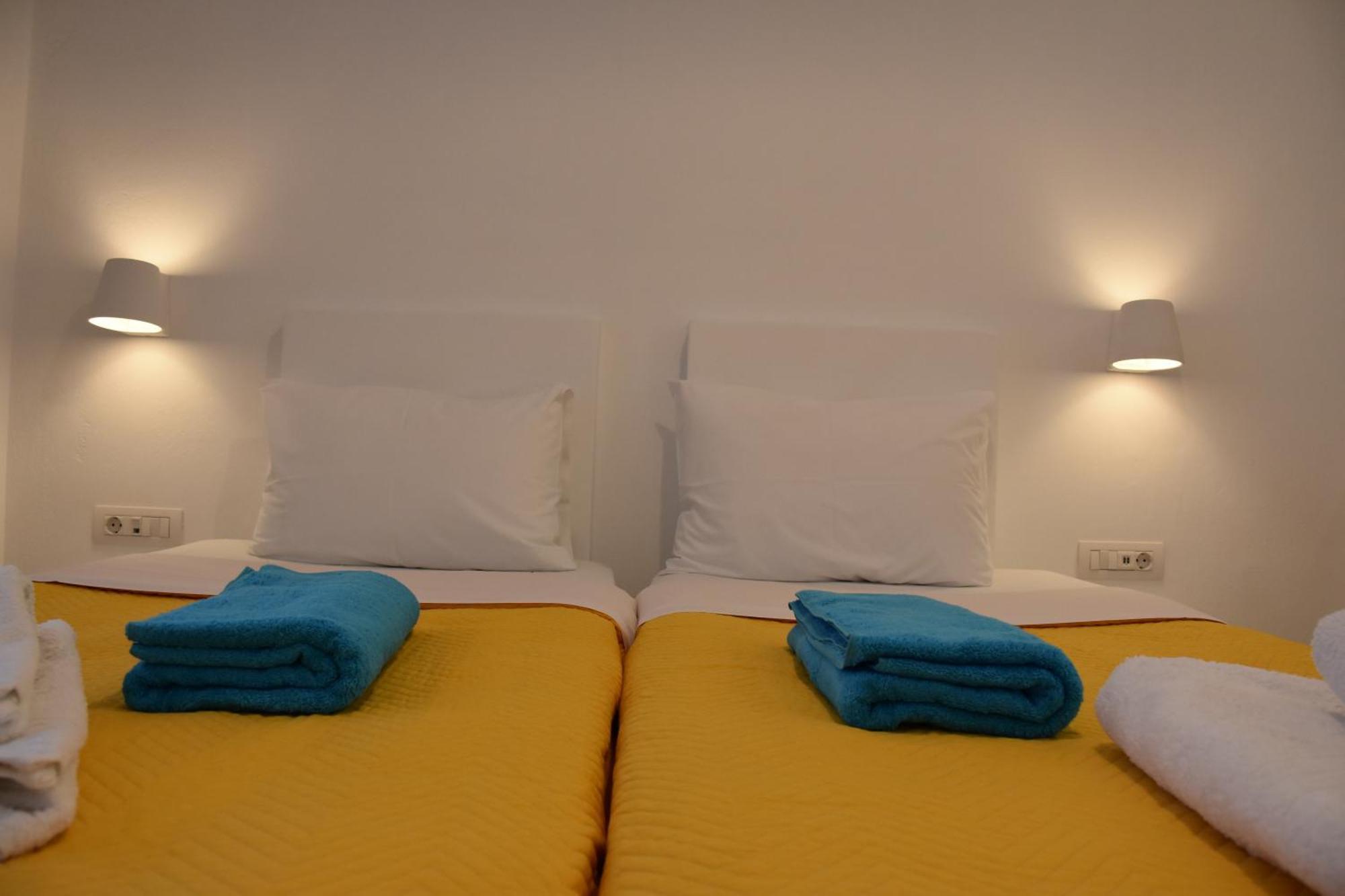 Arion Bay Hotel Santorini Kamári الغرفة الصورة