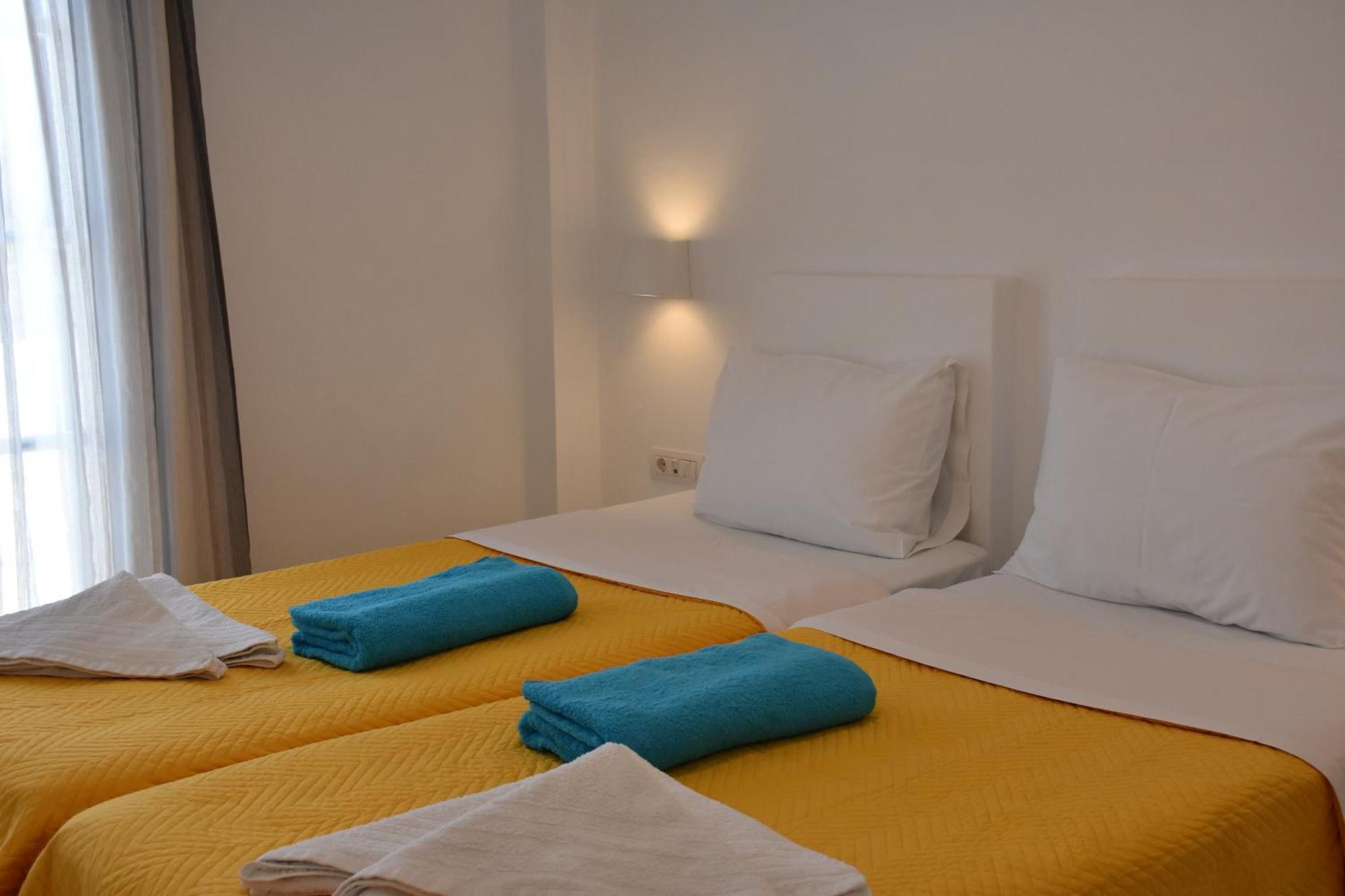 Arion Bay Hotel Santorini Kamári الغرفة الصورة